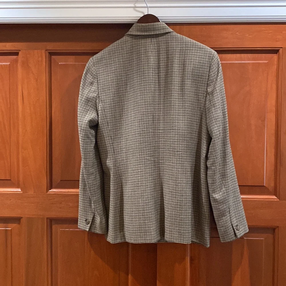 Jacket - Picture 2 of 4